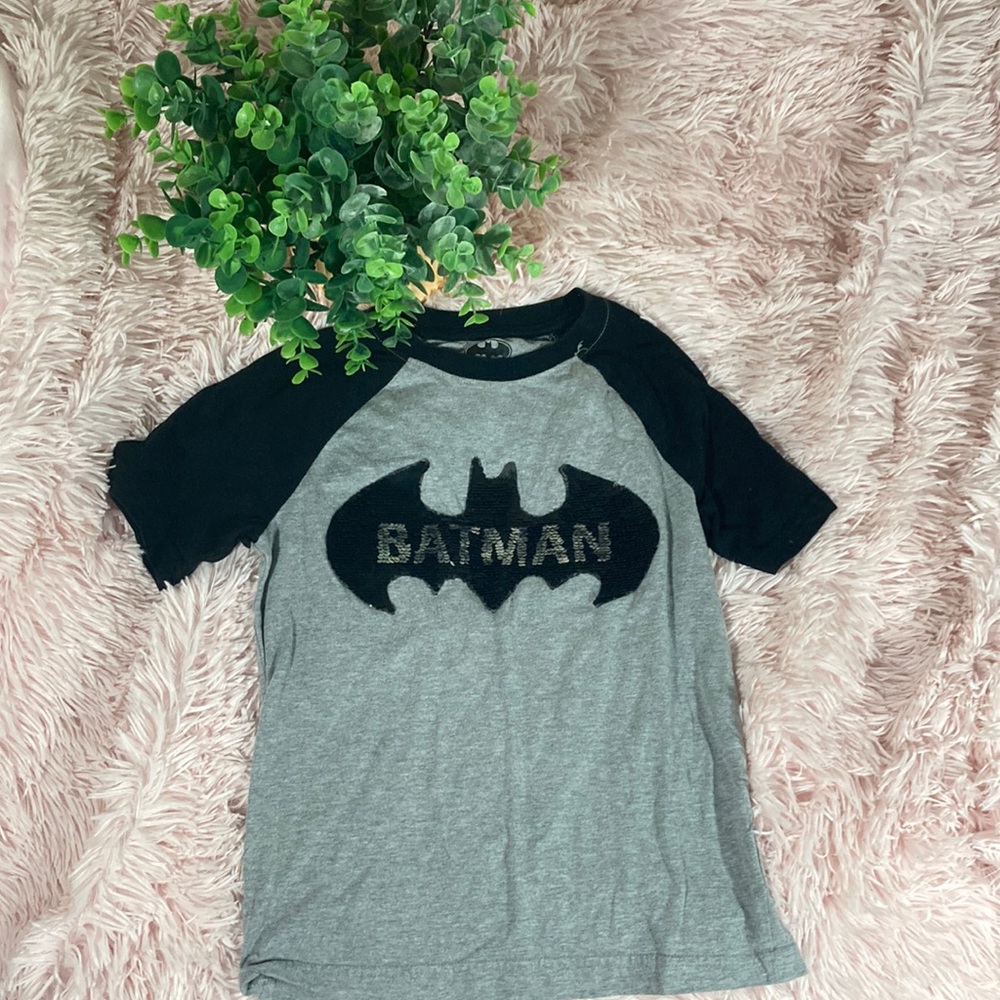 Kids size 8 unisex black,gray and silver Batman shirt with flipping sequins
